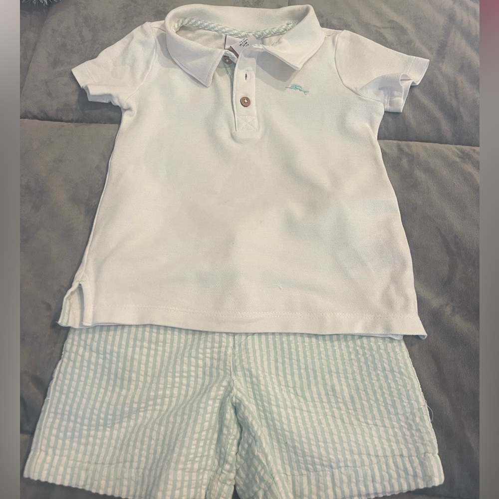 Tommy Bahama boys 3-t short set. Turquoise and white striped with white jersey .